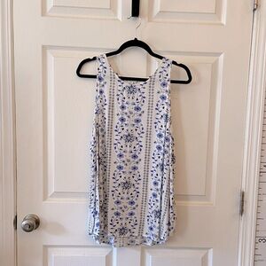 Old Navy sleeveless top